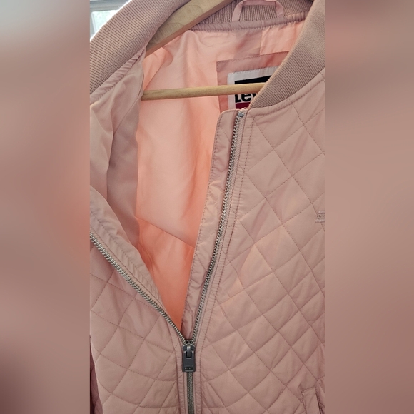 Levi's Pink Jacket - Picture 5 of 6